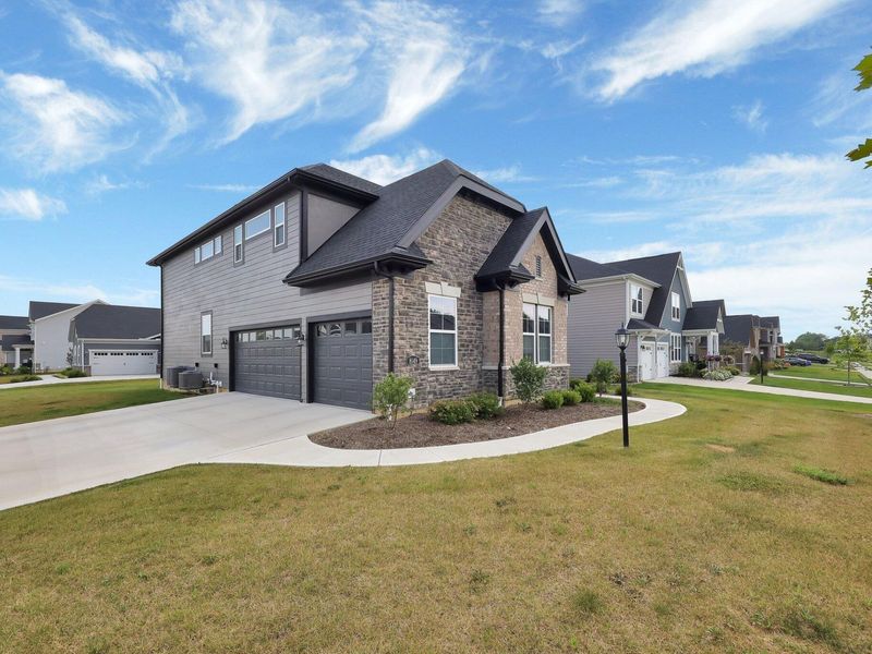 8149 Chesapeake Way NW, Pickerington, OH 43147 Photo 3