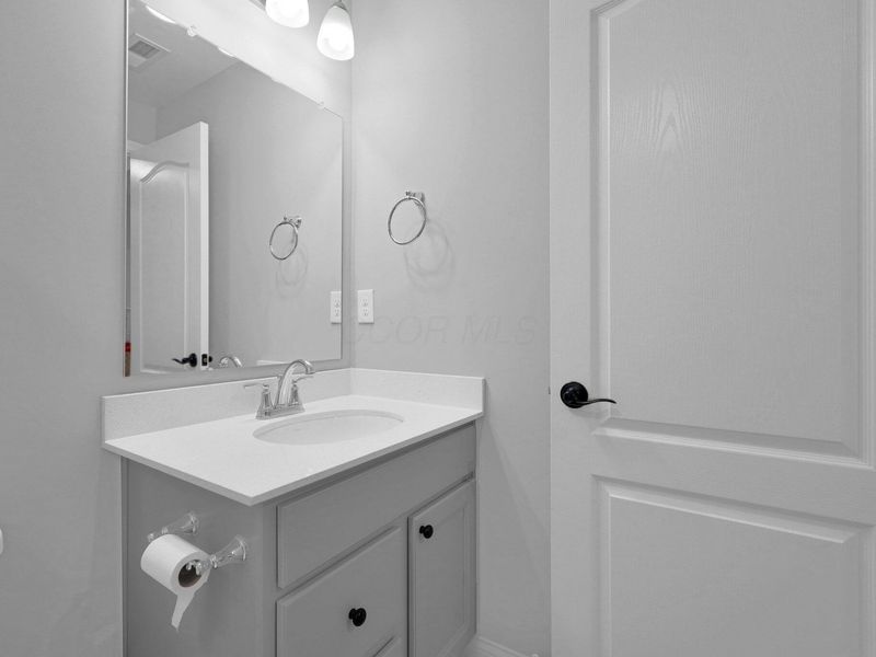 8149 Chesapeake Way NW, Pickerington, OH 43147 Photo 32