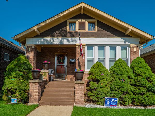 10613 S Avenue F , Chicago, IL 60617
