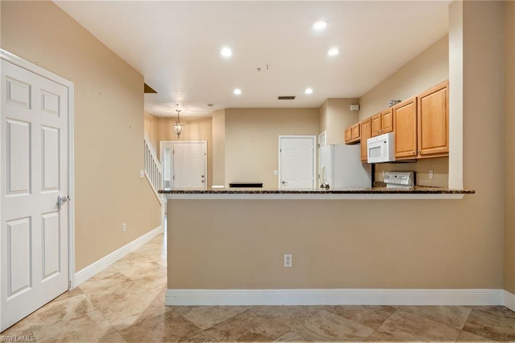 15715 Marcello Cir, Naples, FL 34110 Photo