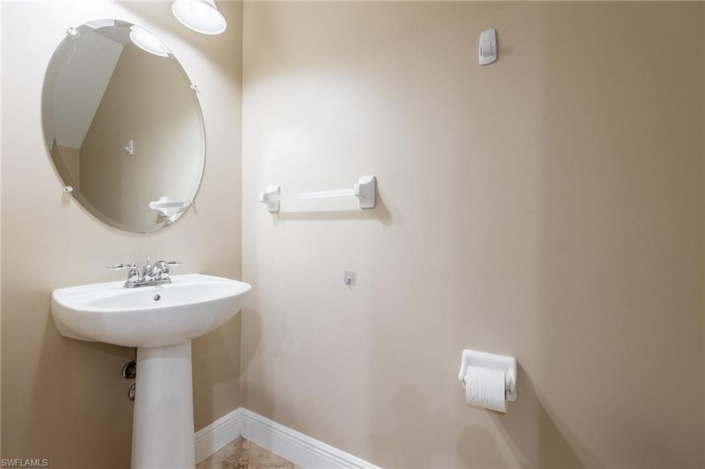 15715 Marcello Cir, Naples, FL 34110 Photo