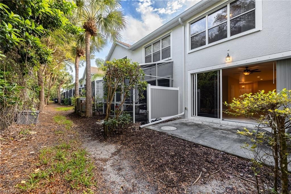 15715 Marcello Cir, Naples, FL 34110 Photo