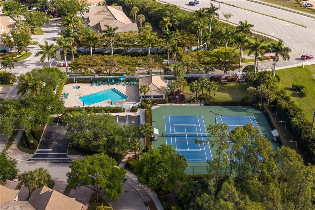 15715 Marcello Cir, Naples, FL 34110 Photo