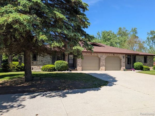 600 Thomas Street, Richland Twp, MI 48626