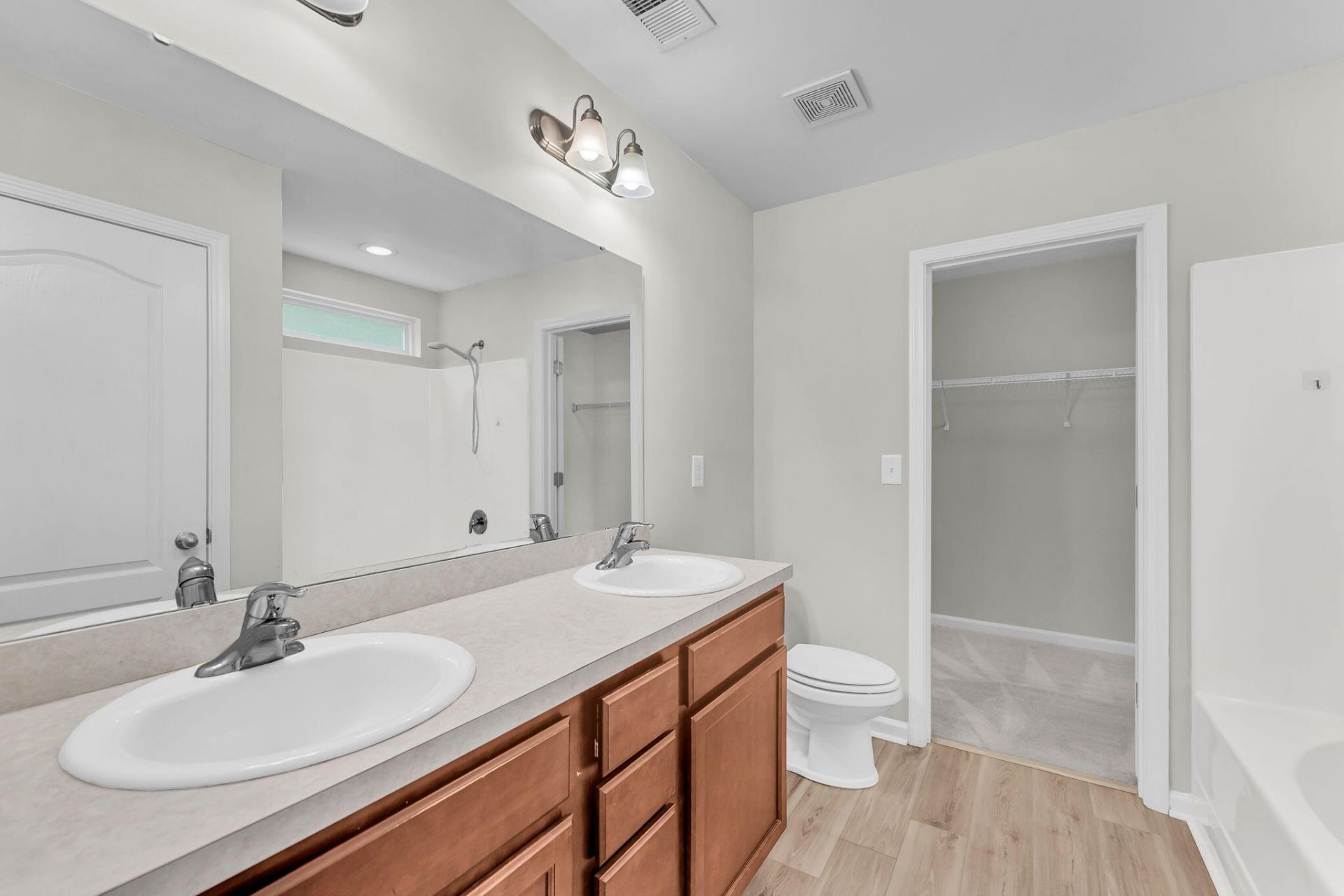 421 Savannah River Drive Photo 12