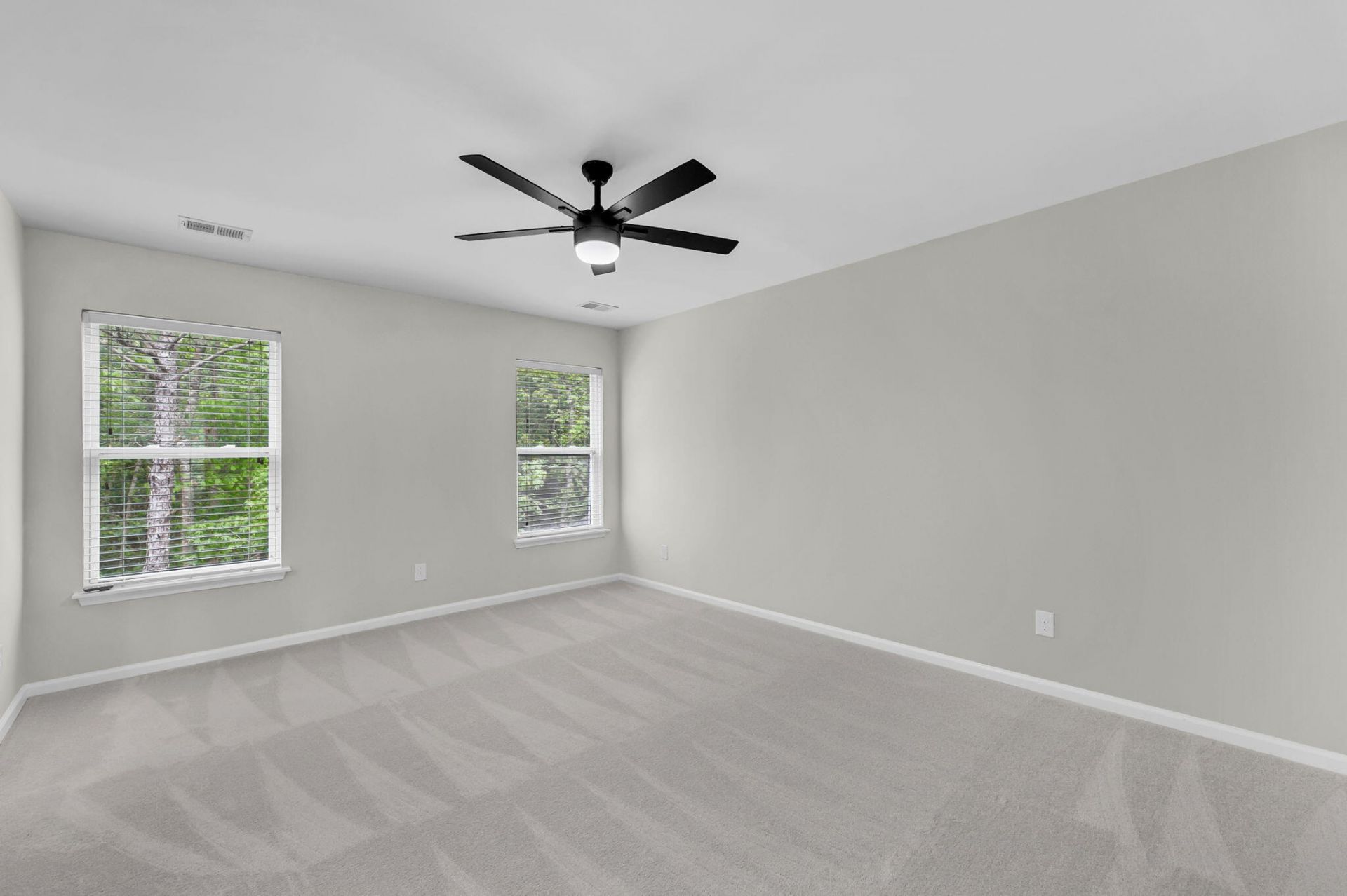 421 Savannah River Drive Photo 15