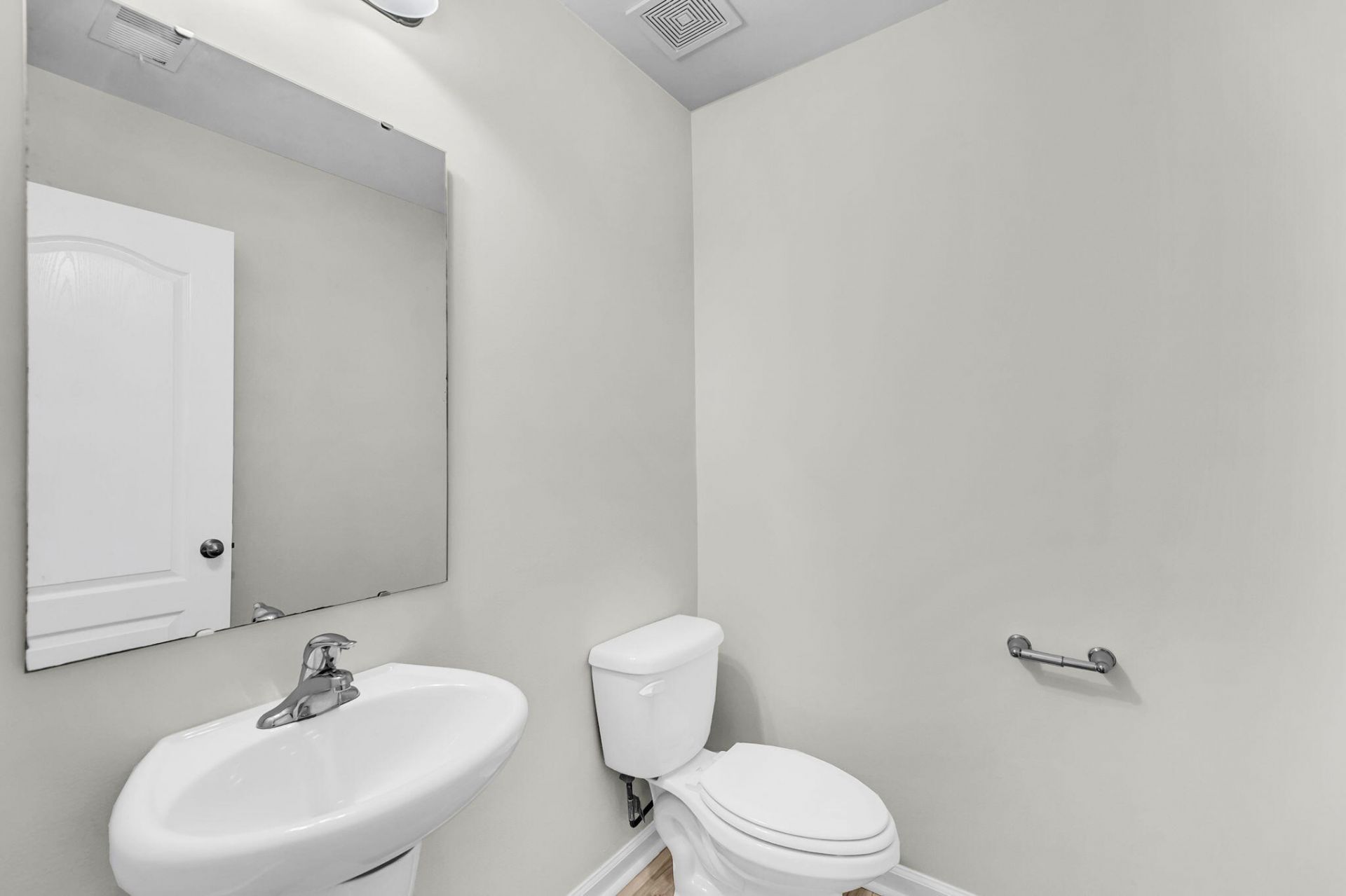 421 Savannah River Drive Photo 8