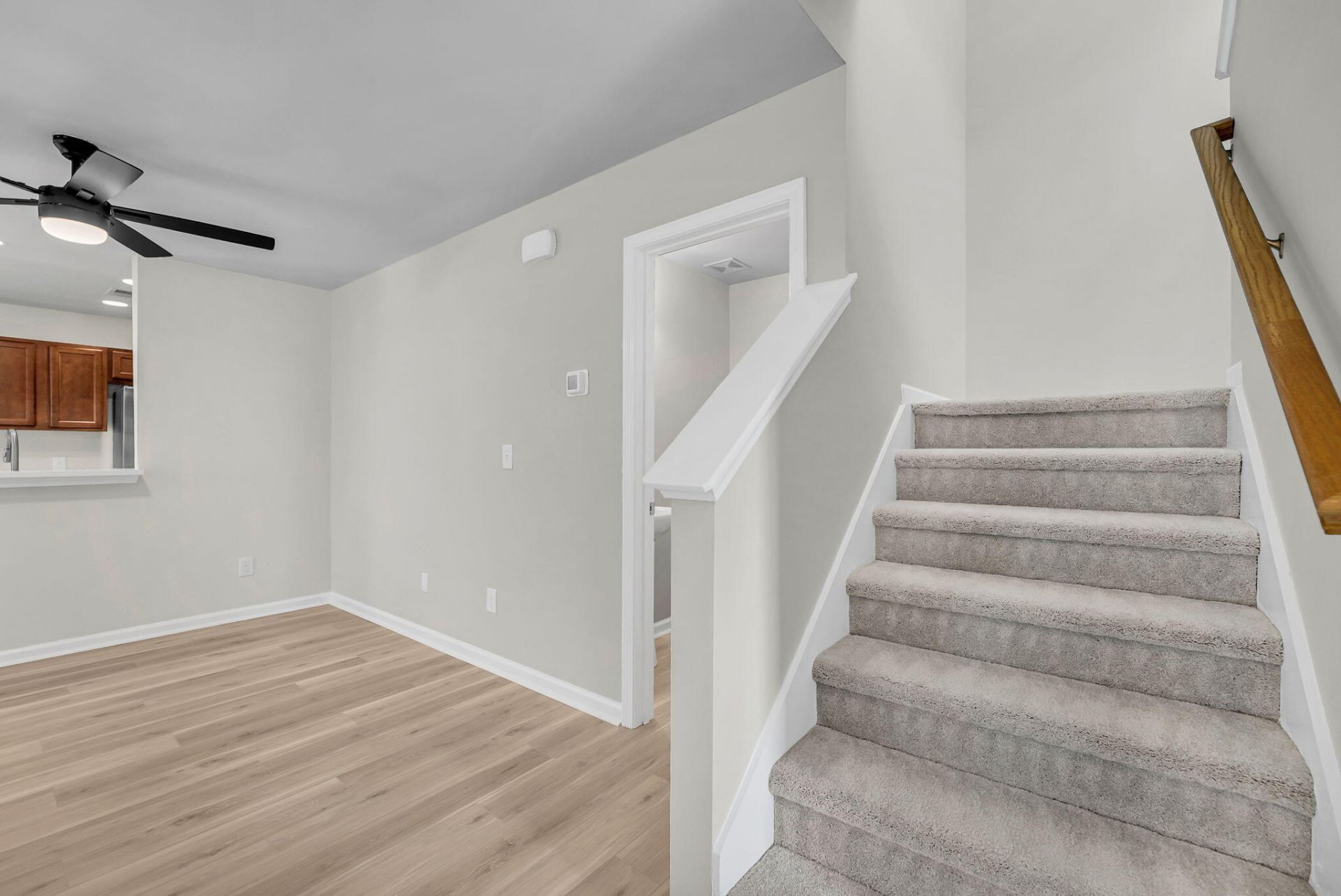 421 Savannah River Drive Photo 9