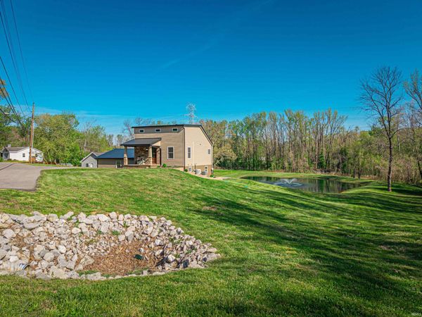 2615 Buchanan Road, Evansville, IN 47720