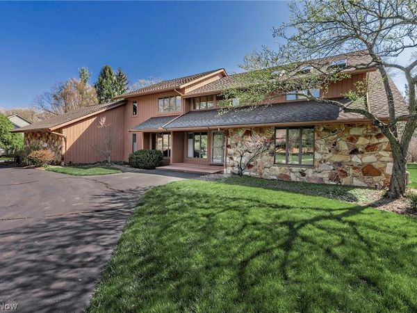 2625 Fairwood Drive , Pepper Pike, OH 44124