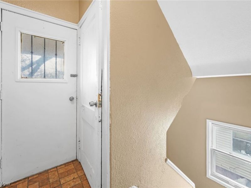 4159 E 111th Street, Cleveland, OH 44105 Photo 25
