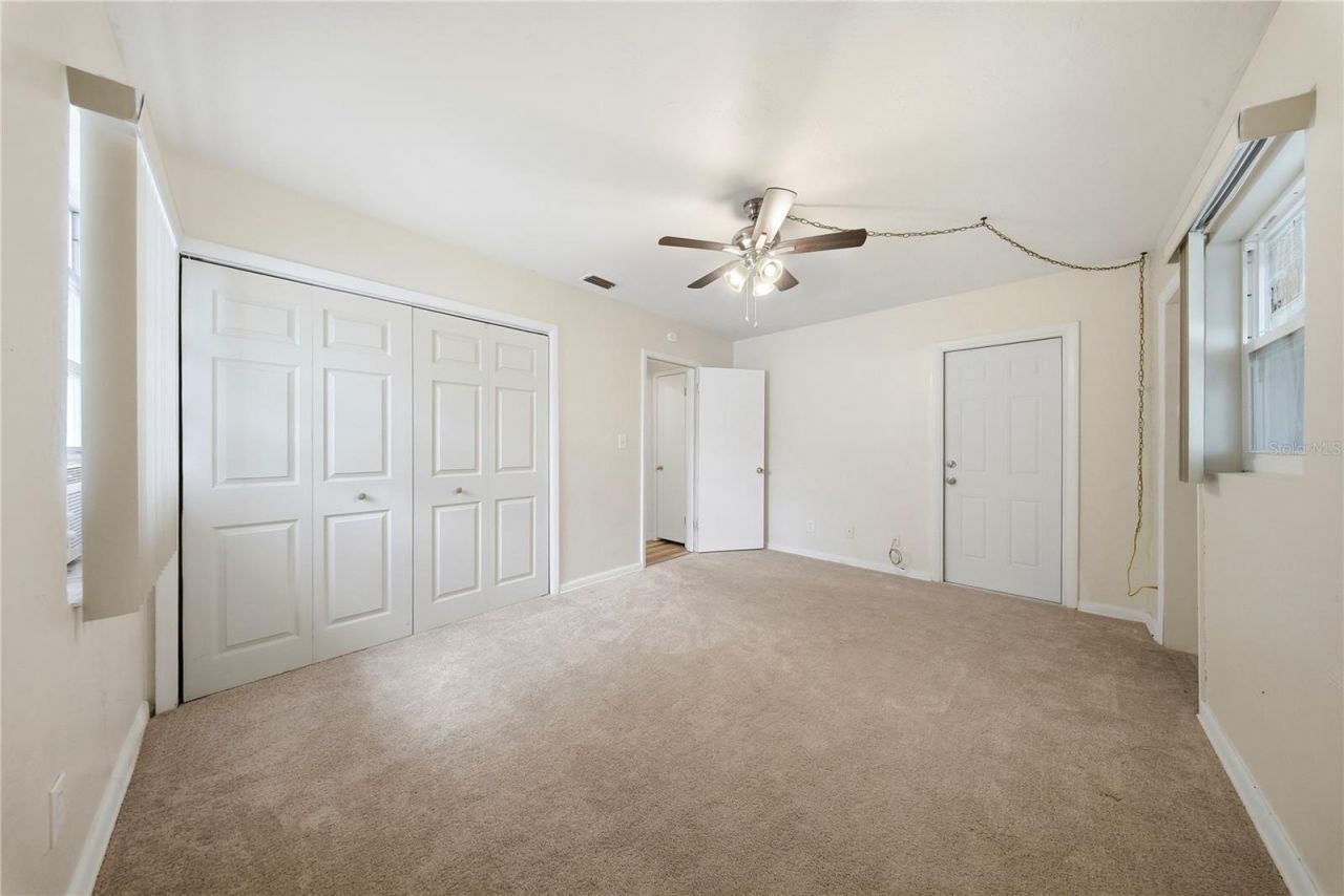 6725 17th Lane N, Saint Petersburg, FL 33702 Photo