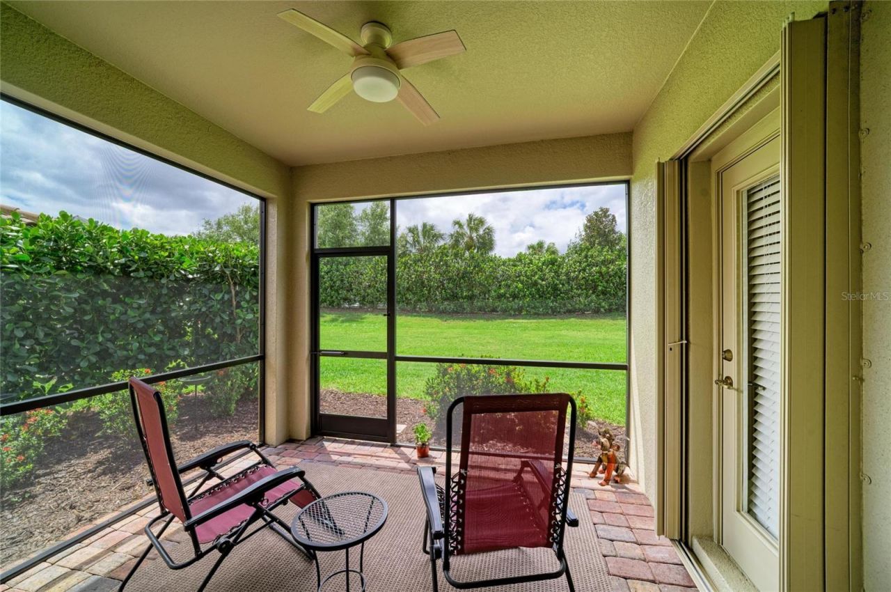 6810 Willowshire Way, Bradenton, FL 34212 Photo