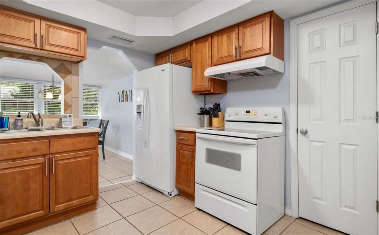 3018 Arlington Street , Sarasota, FL 34239 Photo