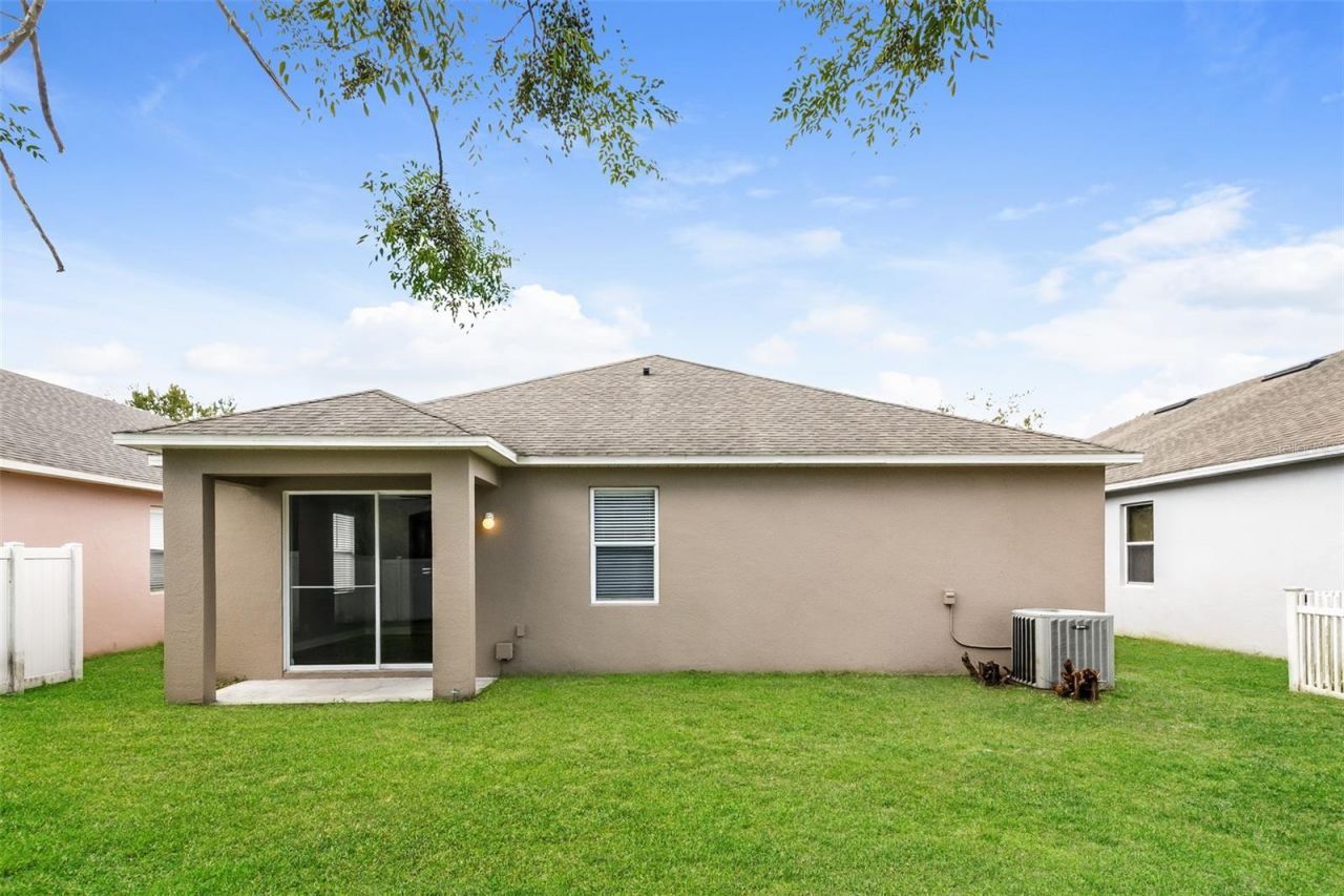 15008 Stonebriar Way, Orlando, FL 32826 Photo