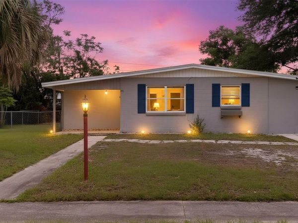 970 ROBERTS BOULEVARD , DELTONA, FL 32725