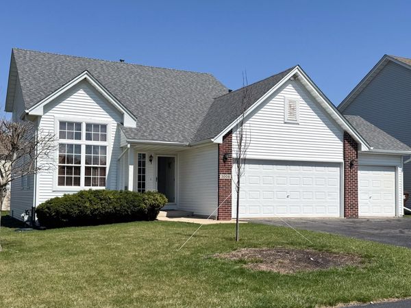 3008 Hamlin Drive, MACHESNEY PARK, IL 61115