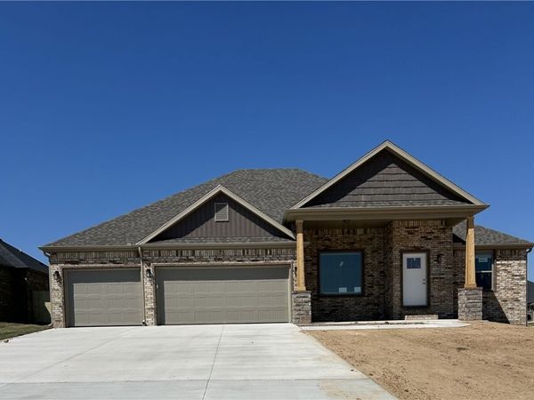 2224 Crane Avenue , Pea Ridge, AR 72751