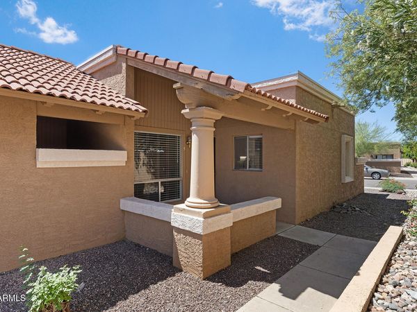 330 W TONOPAH Drive, Unit 5, Phoenix, AZ 85027