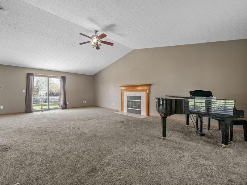 341 Good Court, Pataskala, OH 43062 Photo 4