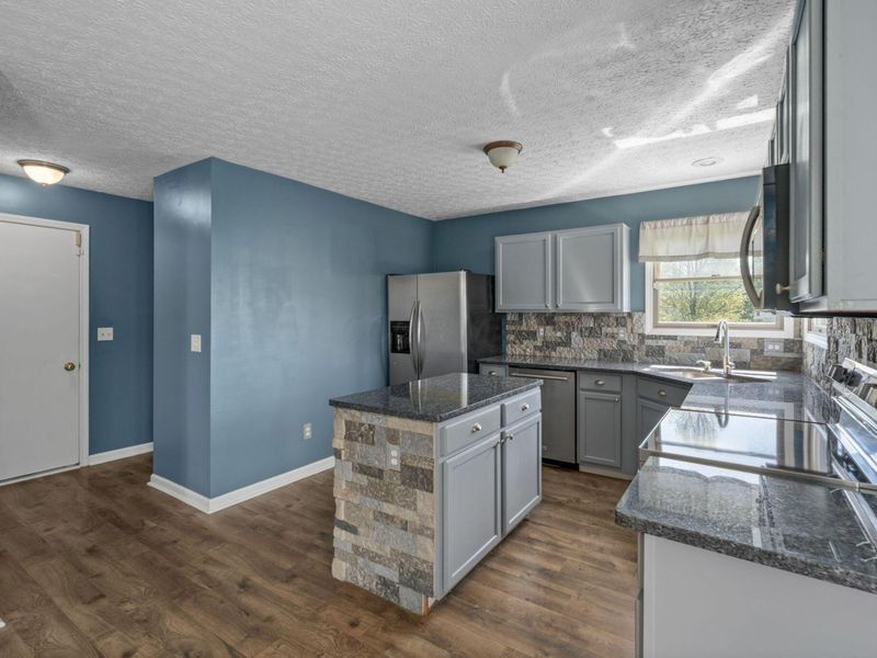 341 Good Court, Pataskala, OH 43062 Photo 7