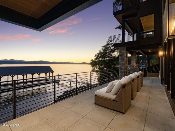 3929 S Appian Ct, Coeur d'Alene, ID 83814