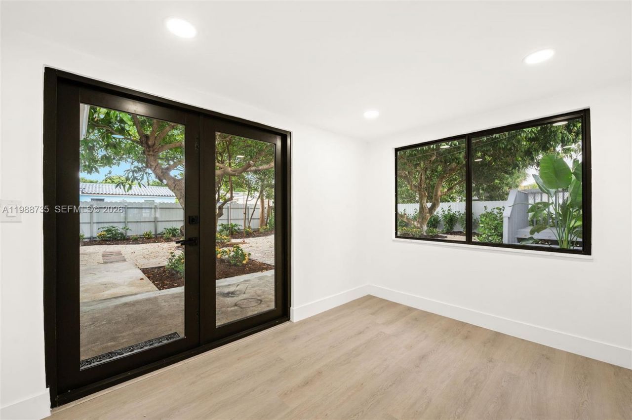 4871 SW 20th St, Fort Lauderdale, FL 33317 Photo