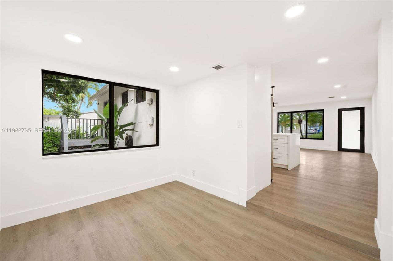 4871 SW 20th St, Fort Lauderdale, FL 33317 Photo