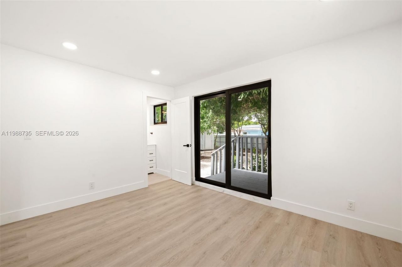 4871 SW 20th St, Fort Lauderdale, FL 33317 Photo