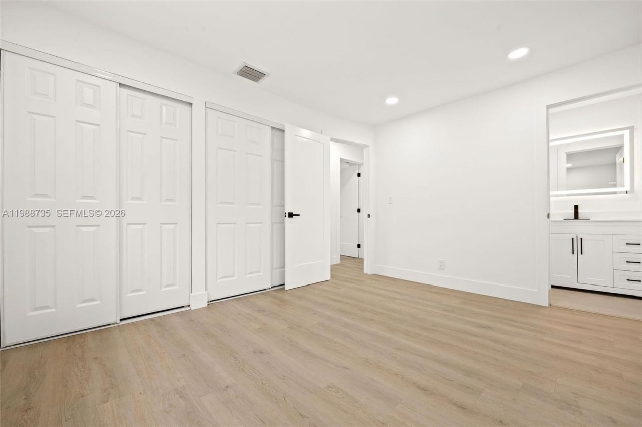 4871 SW 20th St, Fort Lauderdale, FL 33317 Photo