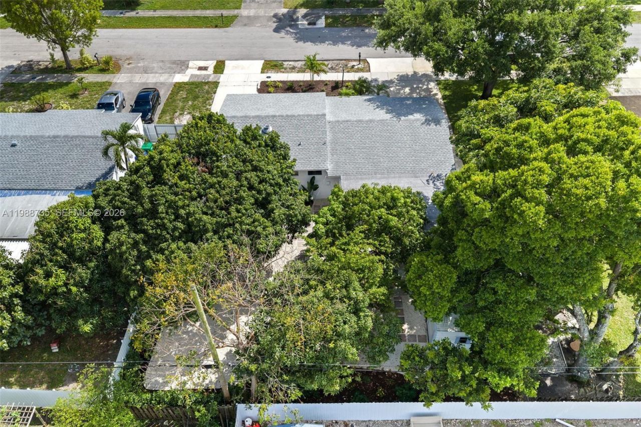 4871 SW 20th St, Fort Lauderdale, FL 33317 Photo
