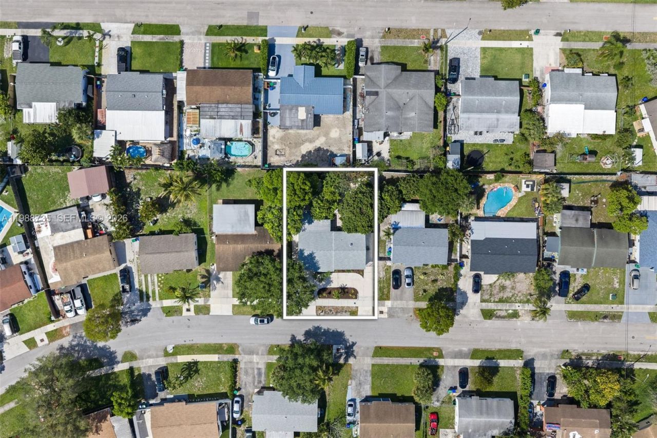 4871 SW 20th St, Fort Lauderdale, FL 33317 Photo