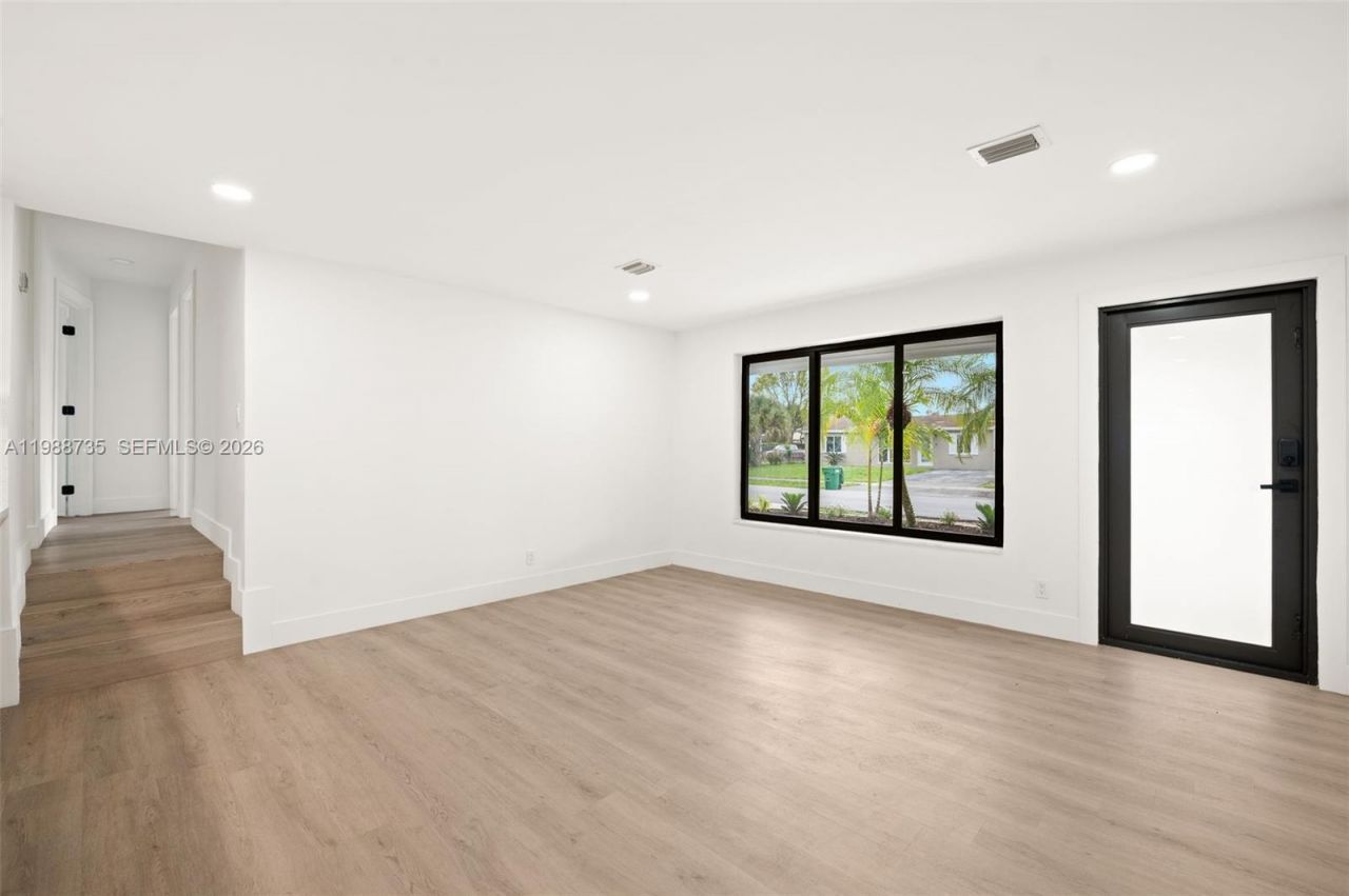 4871 SW 20th St, Fort Lauderdale, FL 33317 Photo