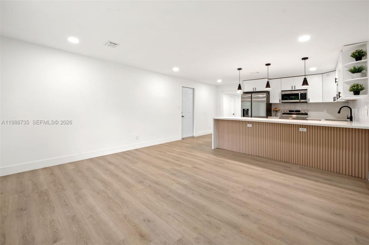 4871 SW 20th St, Fort Lauderdale, FL 33317 Photo