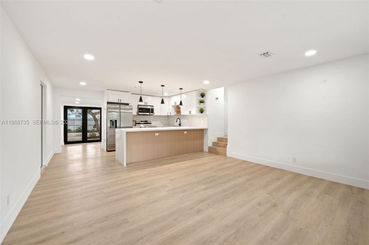 4871 SW 20th St, Fort Lauderdale, FL 33317 Photo