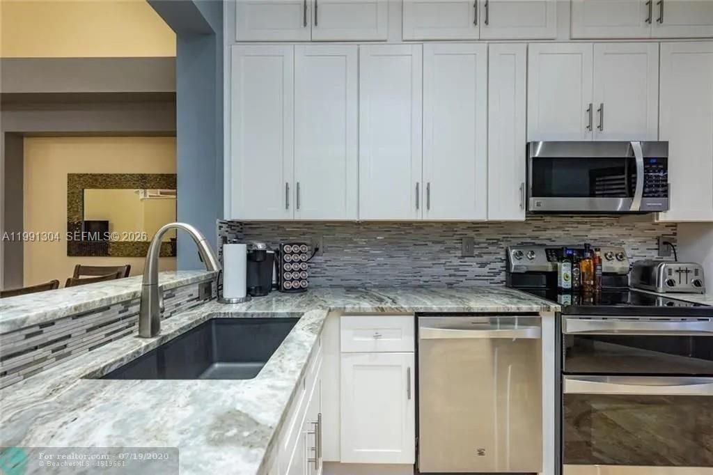 5754 NW 127th Ter, Coral Springs, FL 33076 Photo