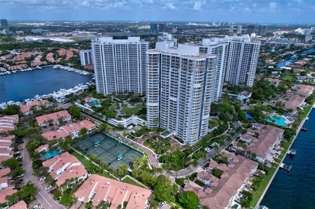 21050 Point Pl , Unit 2202, Aventura, FL 33180 Photo