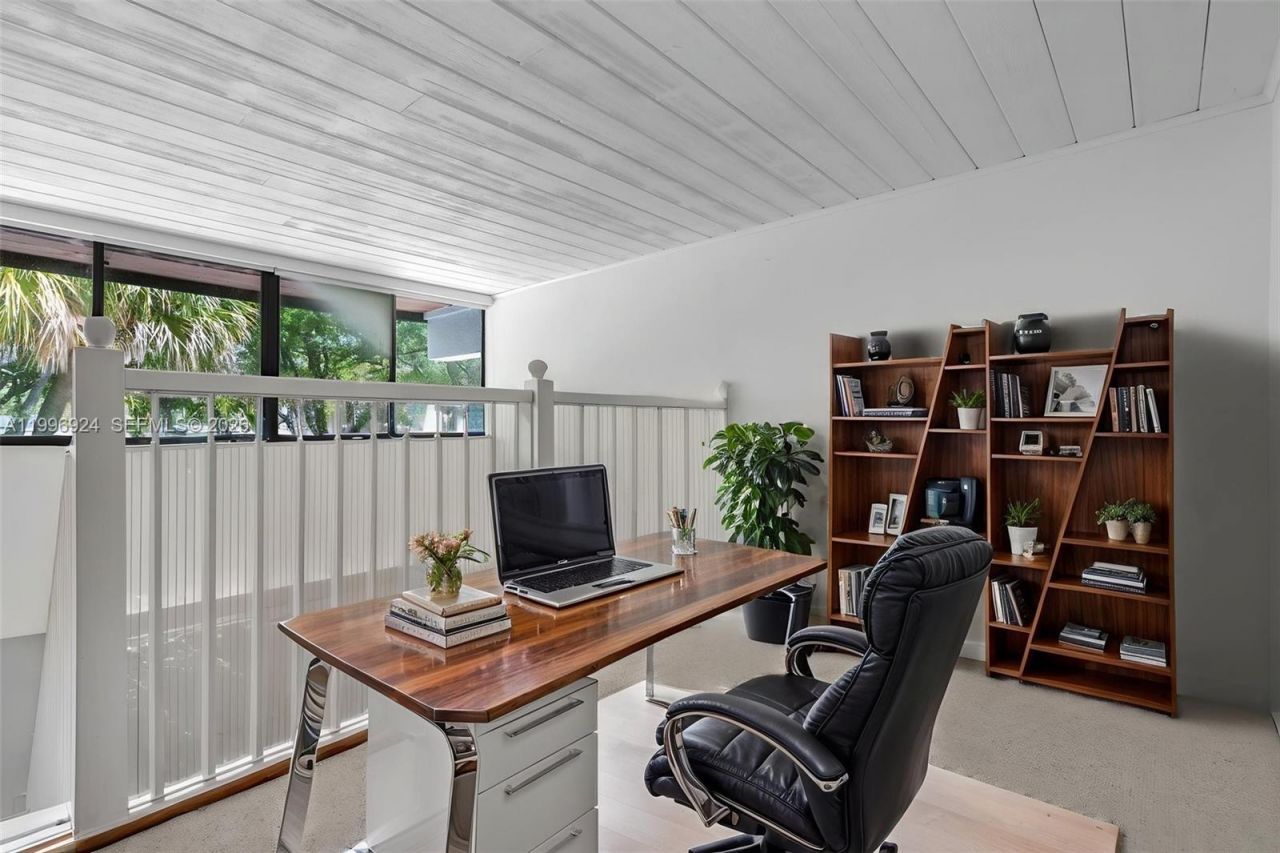 6448 Windmill Gate Rd , Miami Lakes, FL 33014 Photo