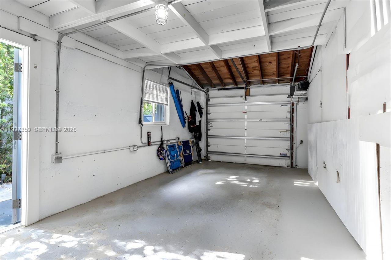 470 NW 88th Ter , El Portal, FL 33150 Photo