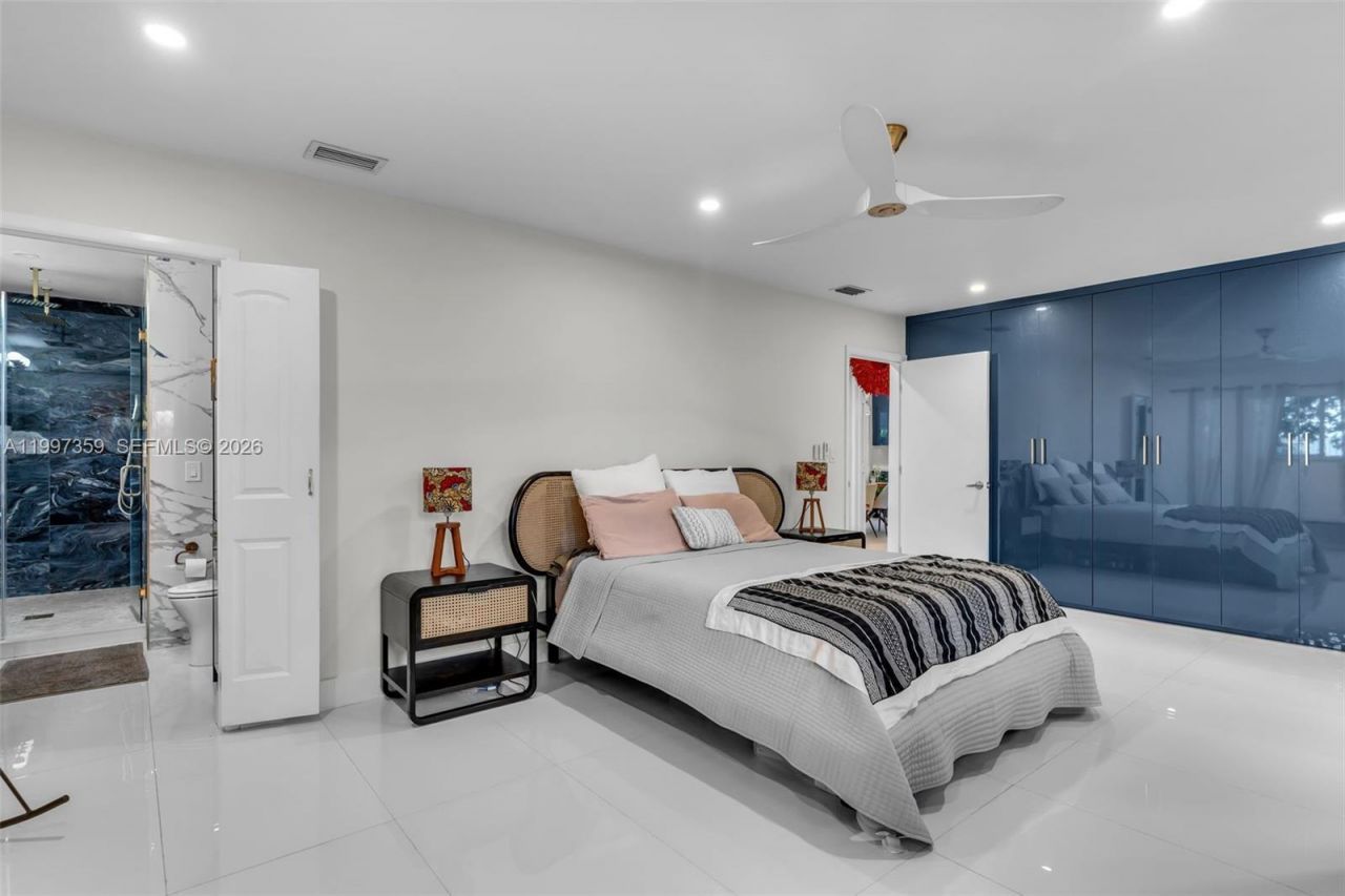 470 NW 88th Ter , El Portal, FL 33150 Photo