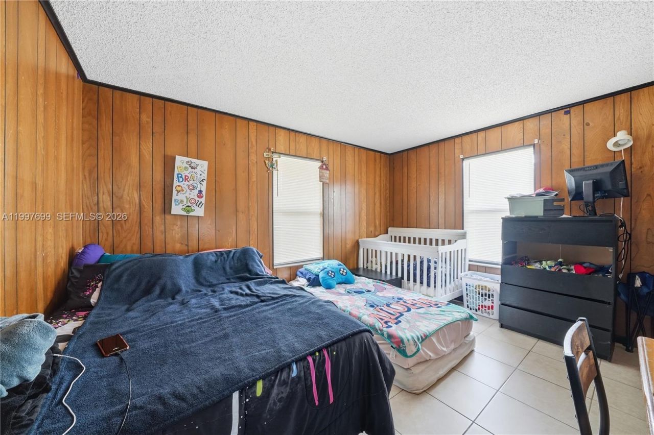 1910 S 34th St , Fort Pierce, FL 34947 Photo