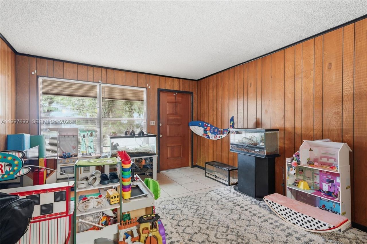 1910 S 34th St , Fort Pierce, FL 34947 Photo