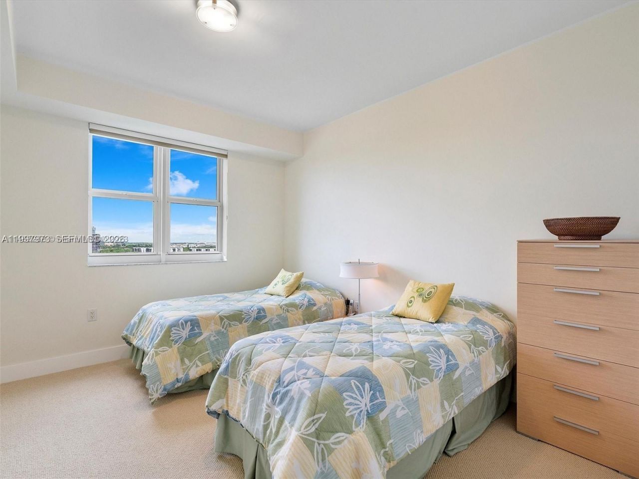 20000 E Country Club Dr , Unit 1102, Aventura, FL 33180 Photo