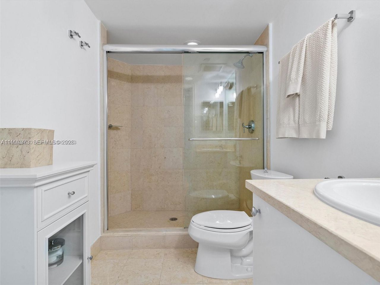 20000 E Country Club Dr , Unit 1102, Aventura, FL 33180 Photo