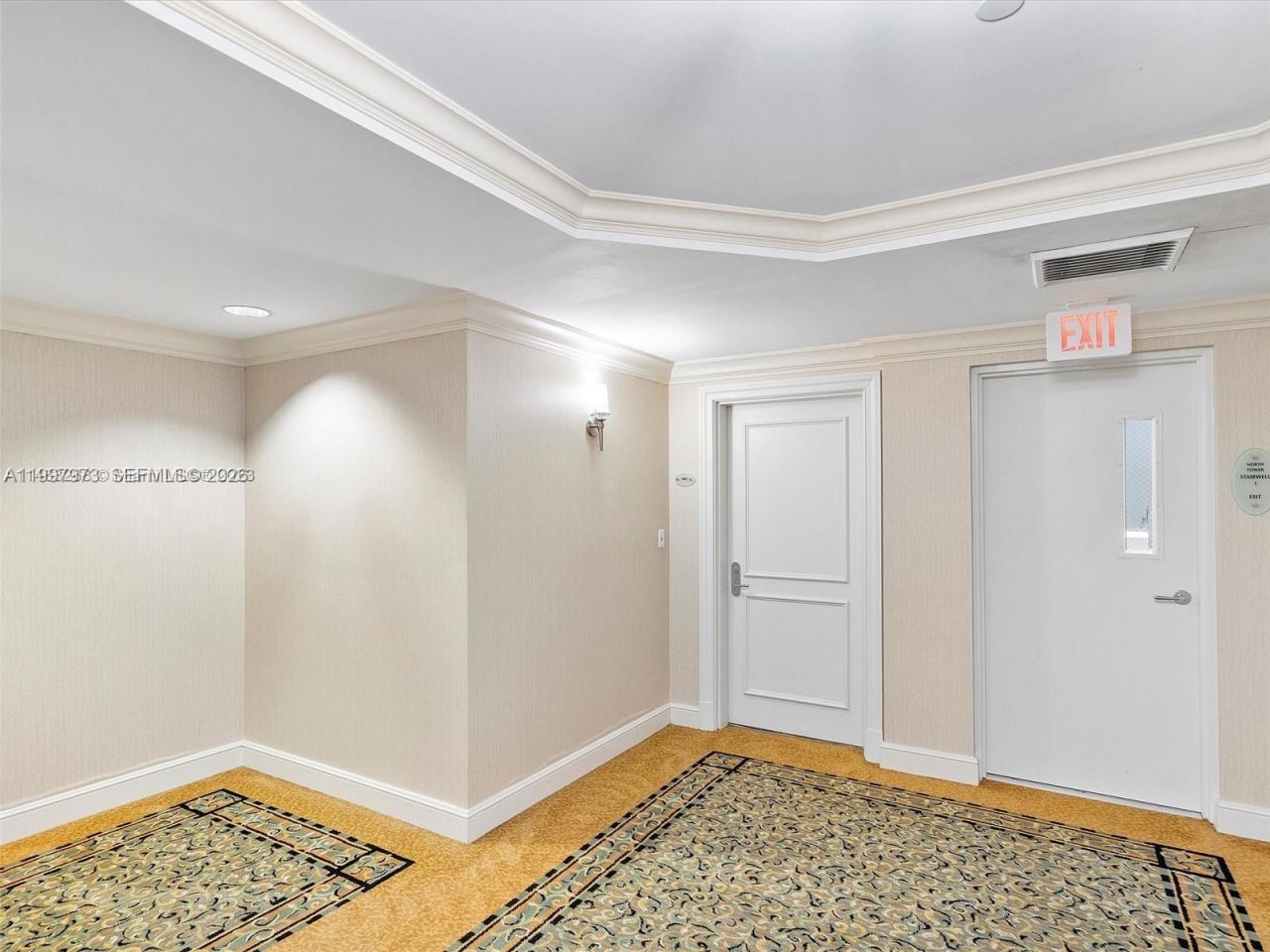 20000 E Country Club Dr , Unit 1102, Aventura, FL 33180 Photo