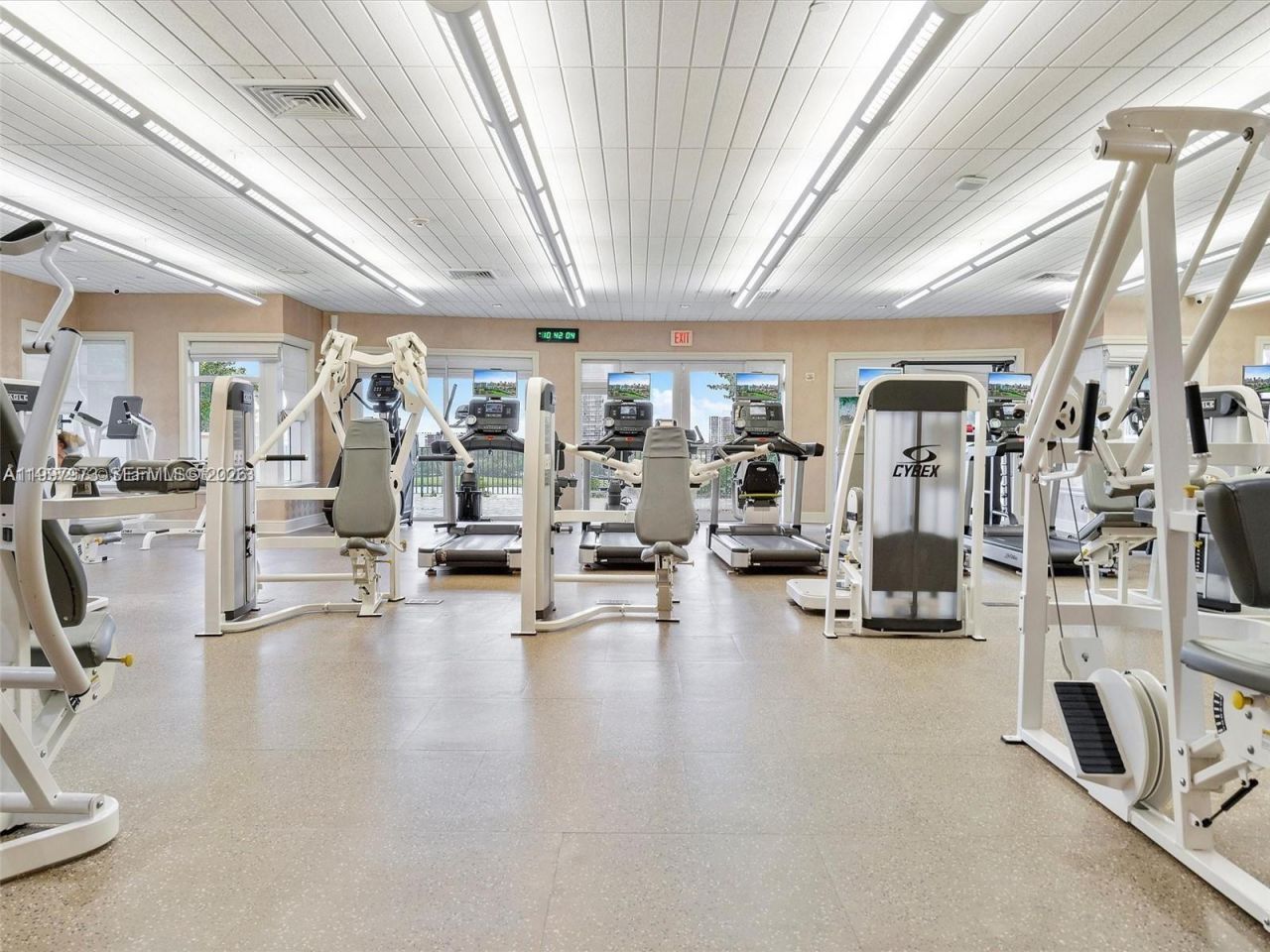 20000 E Country Club Dr , Unit 1102, Aventura, FL 33180 Photo