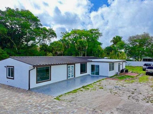 696 Arlington Drive, West Palm Beach, FL 33415