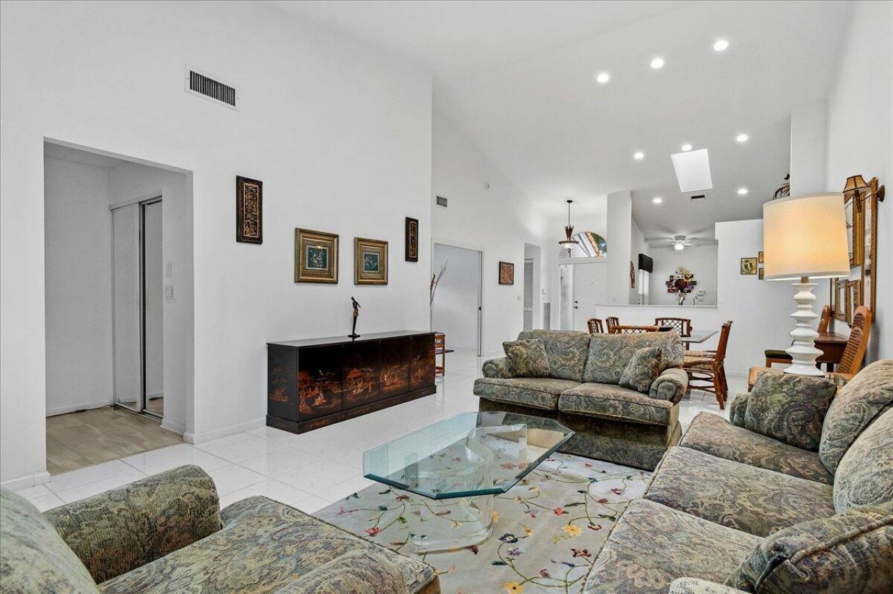 7771 Majestic Palm Drive, Boynton Beach, FL 33437 Photo