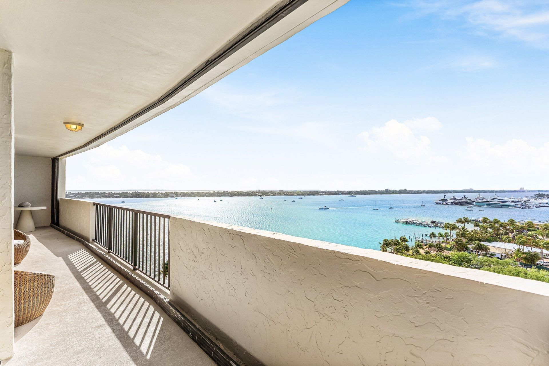 5200 N Flagler Drive, Unit 1406, West Palm Beach, FL 33407 Photo