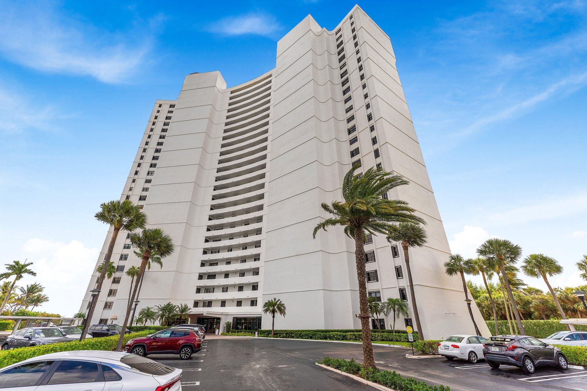 5200 N Flagler Drive, Unit 1406, West Palm Beach, FL 33407 Photo